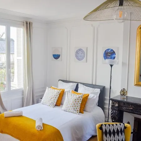 Le Diplomatico Centre By Myfrenchpat *