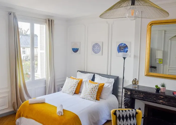 Le Diplomatico Centre By Myfrenchpat *