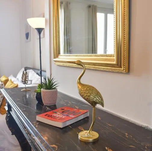 Apartment Le Diplomatico Centre By Myfrenchpat